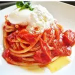 Ricetta Spaghetto quadrato burrata, pomodoro e basilico!❤❤❤