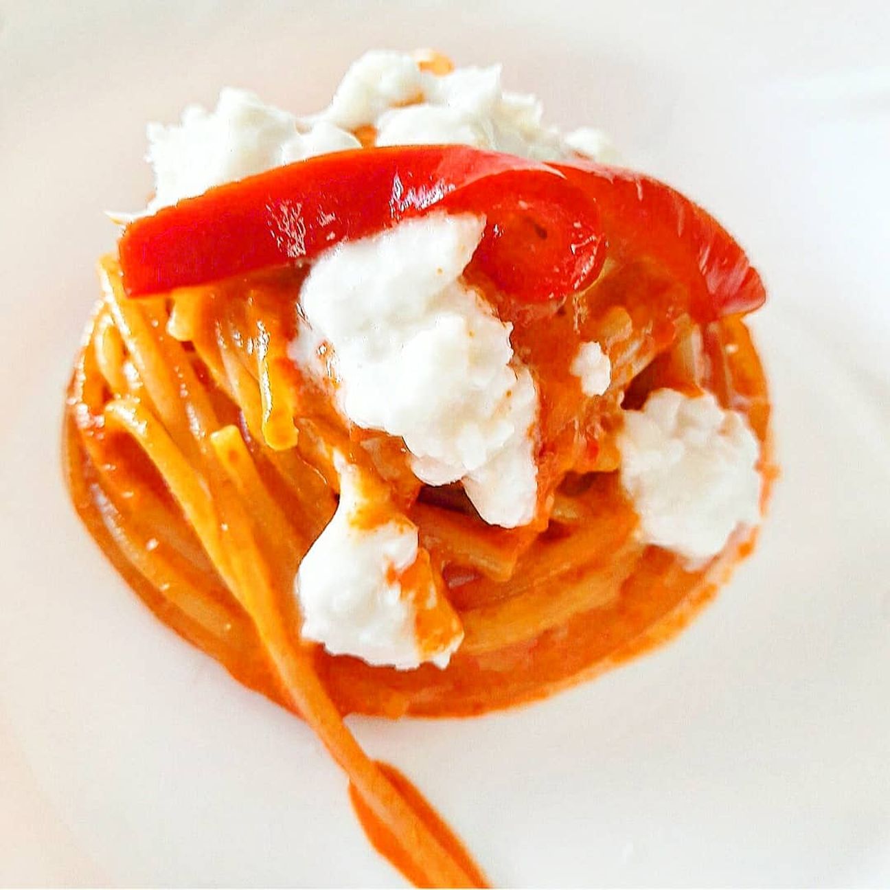 Spaghetti alla chitarra in crema di peperone rosso e bufala!❤❤❤