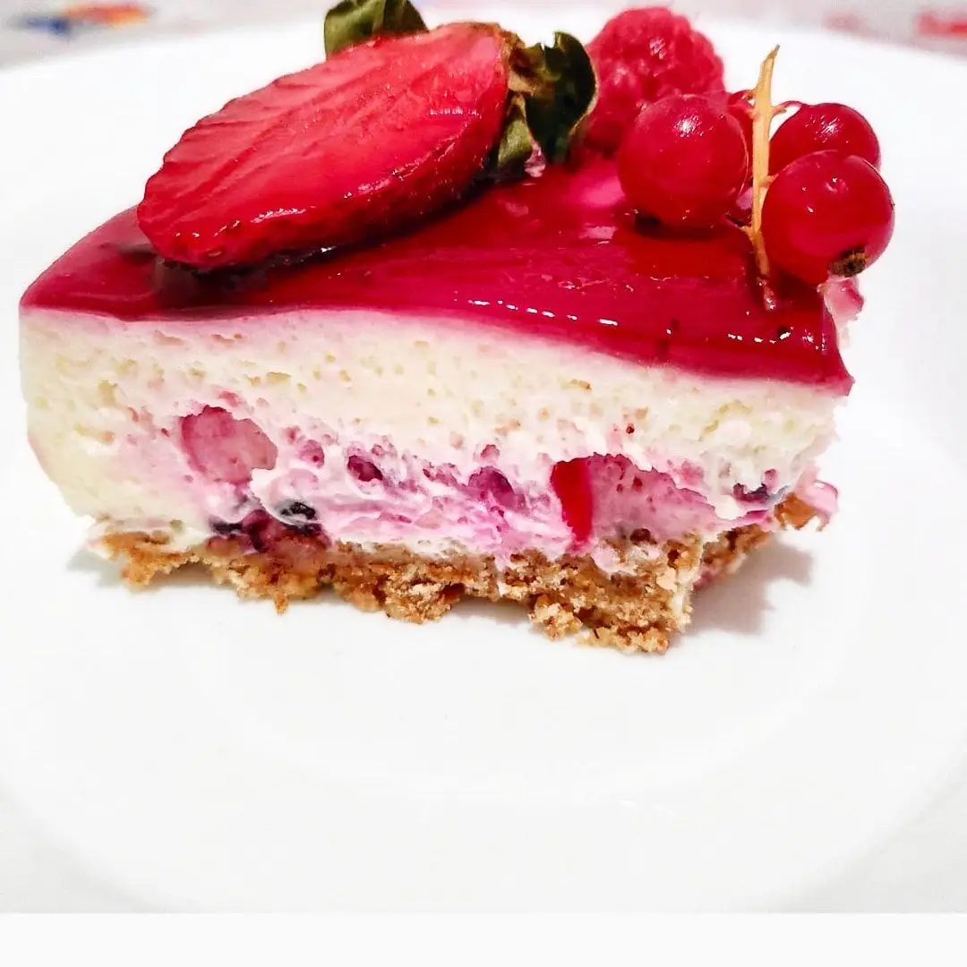 Cheesecake al cioccolato bianco e frutti rossi💖💖💖! Al.ta Cucina