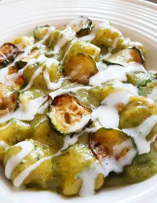 Ricetta Gnocchetti in crema di zucchine, basilico e fonduta di parmigiano!💚💚💚 di dianacorradetti