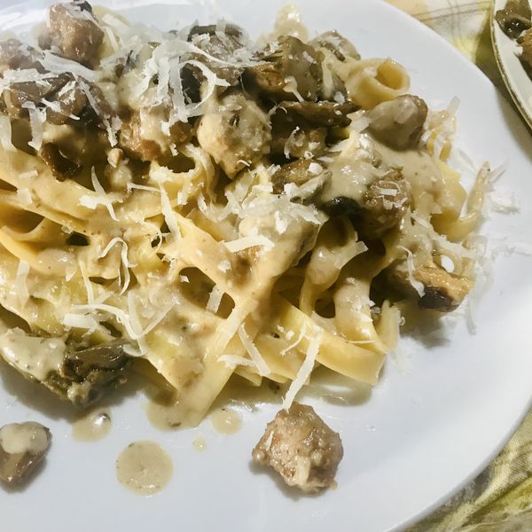 Tagliatelle salsiccia e porcini Al.ta Cucina