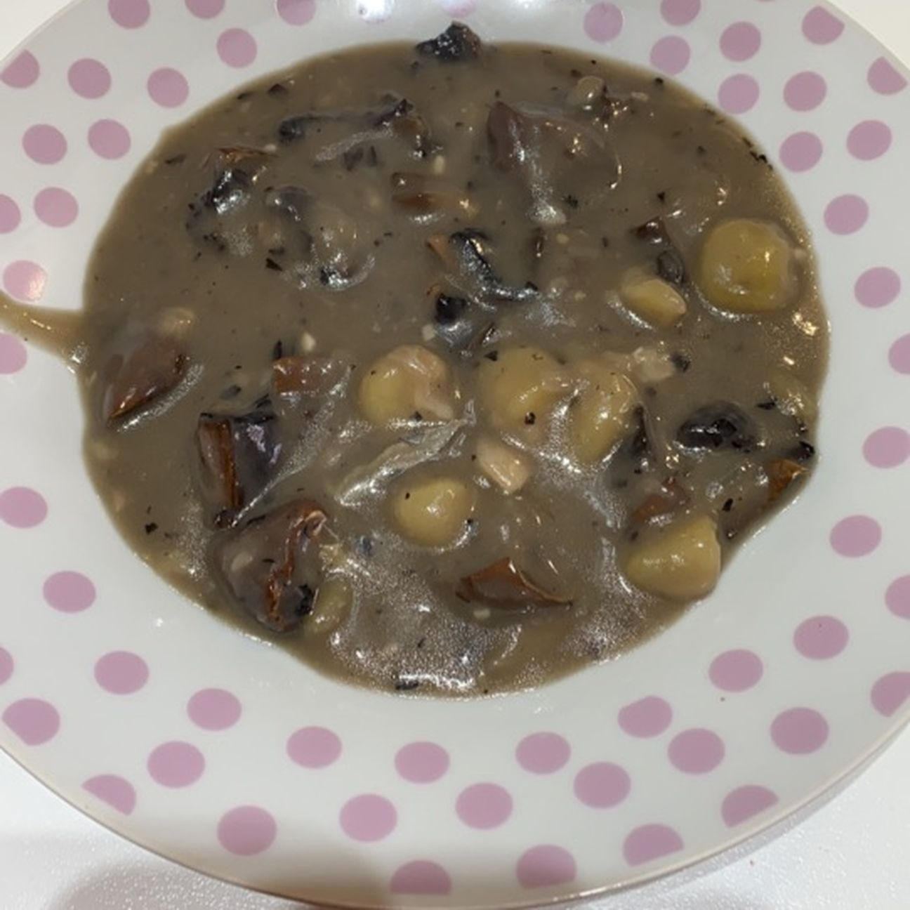 Zuppa cremosa di funghi