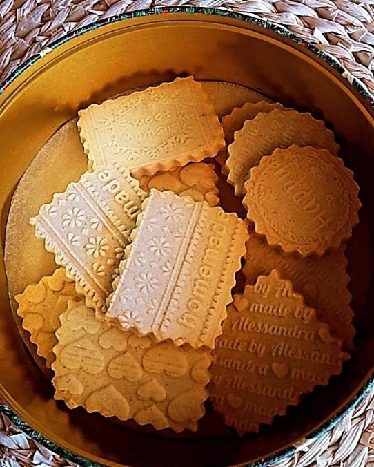 Biscotti di Pasta Frolla alle Mandorle