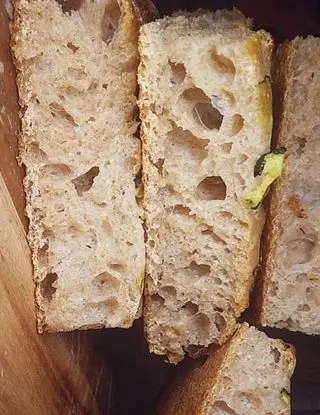 Ricetta 🥙 FOCACCIA SEMINTEGRALE con li.co.li. di aleebomaye