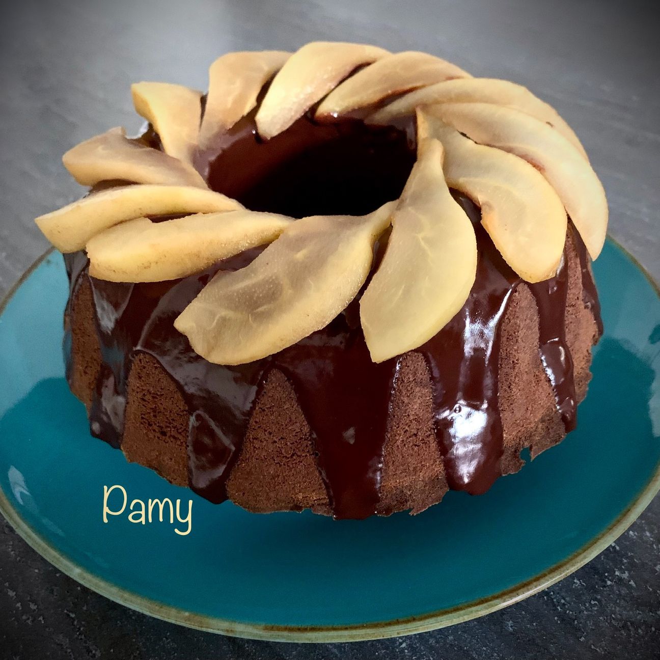Bund Cake pere e cioccolato