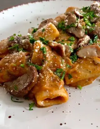 Ricetta Mezze maniche crema di caponata e funghi porcini di c77pamy