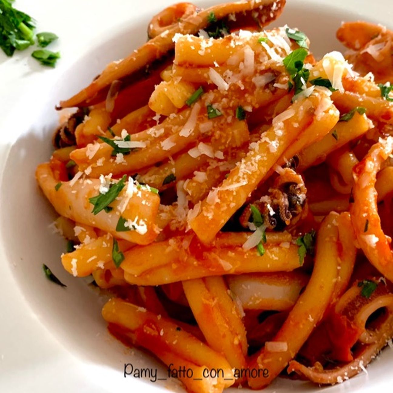 CASERECCE CALAMARI E PECORINO