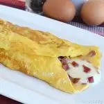 Ricetta Omelette bacon e provola
