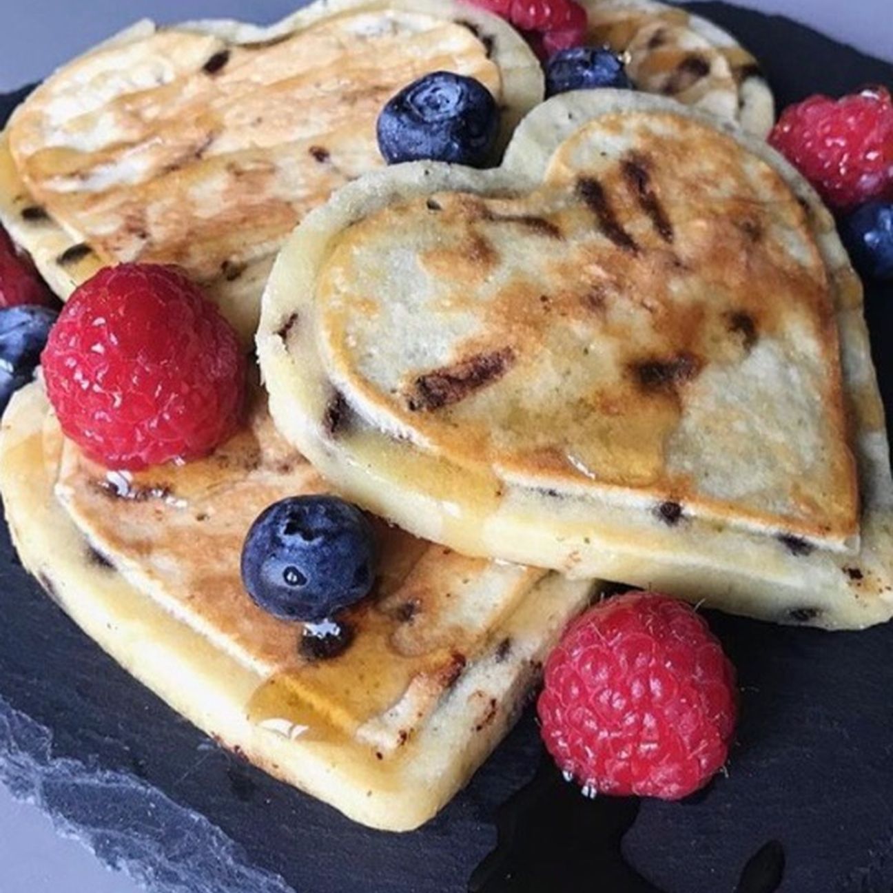 PANCAKES CON RICOTTA E GOCCE DI CIOCCOLATO 🥞