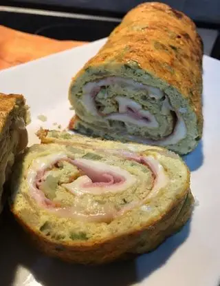 Ricetta ROTOLO DI FRITTATA AI FINOCCHI FARCITO CON SCAMORZA E PROSCIUTTO COTTO di Jade.sKitchen