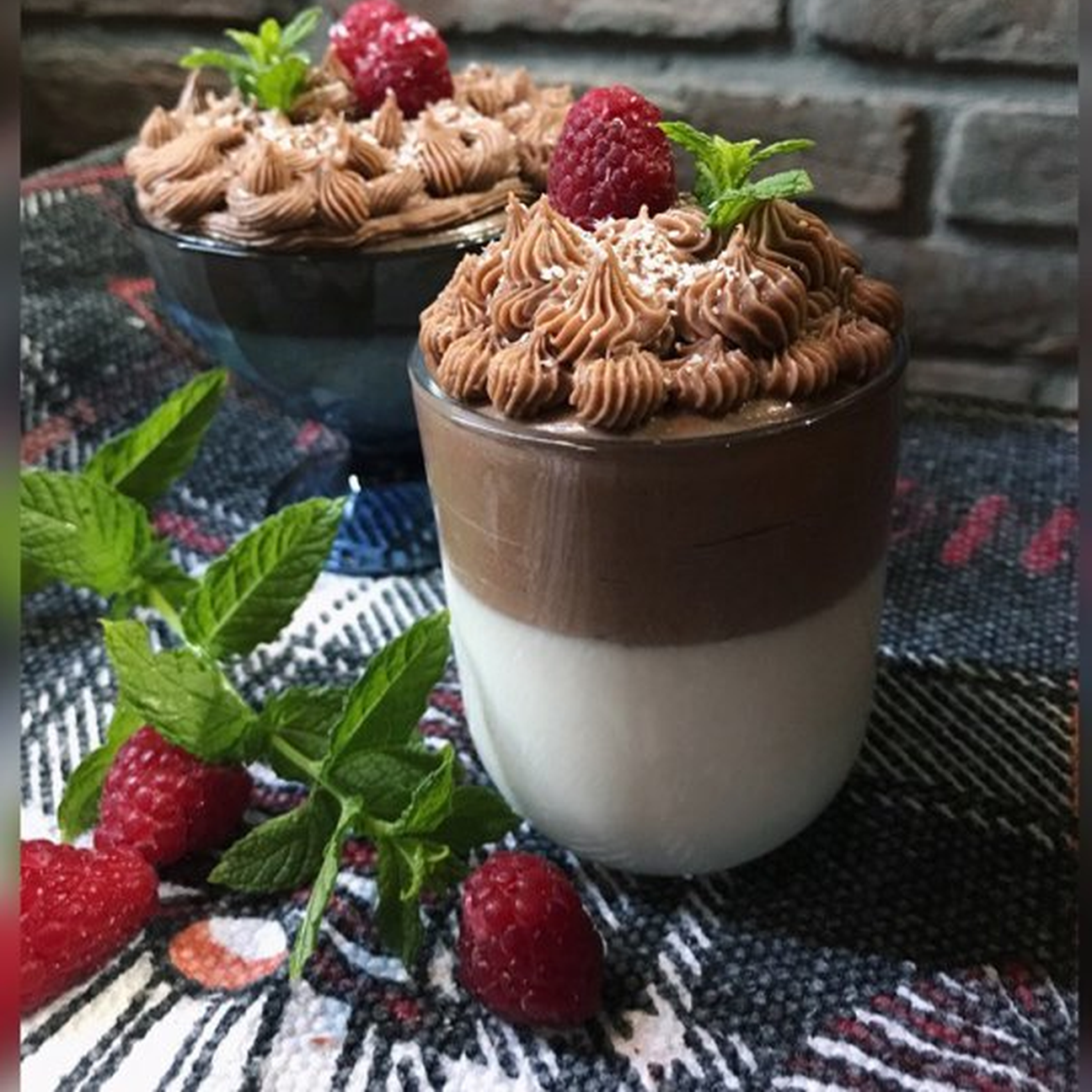 PANNA COTTA IN BICCHIERE CON MOUSSE AL CIOCCOLATO 🍫