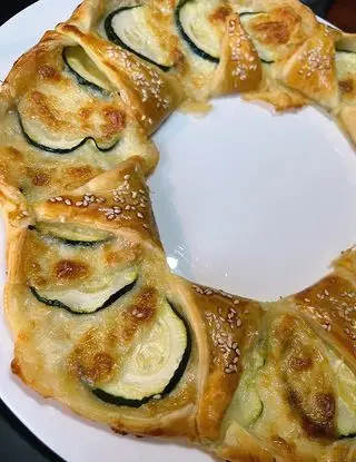 Ricetta TORTA RUSTICA ZUCCHINE E MOZZARELLA  di Jade.sKitchen