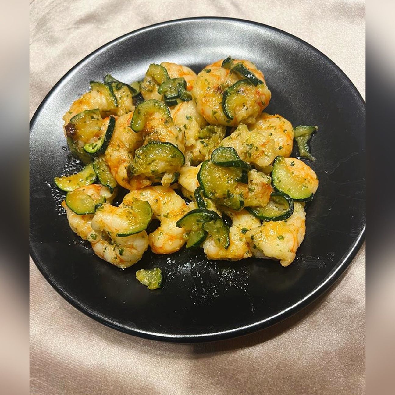 GAMBERI E ZUCCHINE CON LIMONE E PREZZEMOLO 🍋