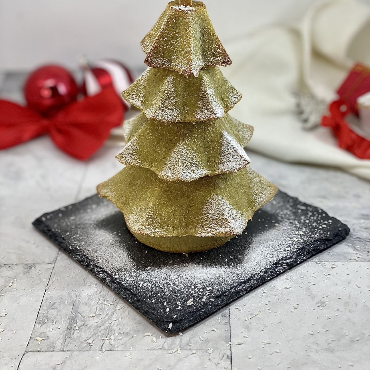 CHRISTMAS TREE