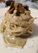 Ricetta Spaghettoni cacio e pepe tartufati