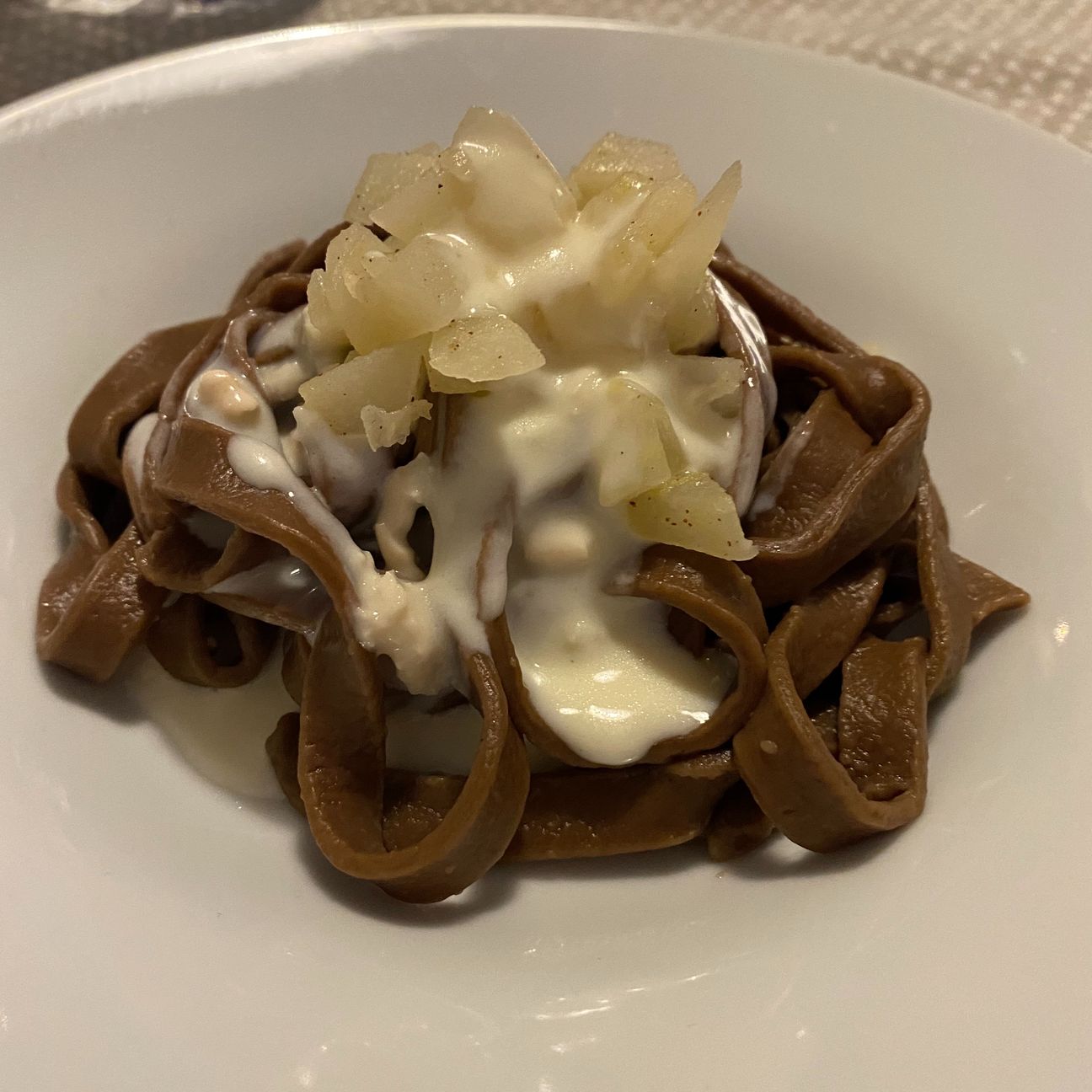 Tagliatelle al cacao pere e gorgonzola