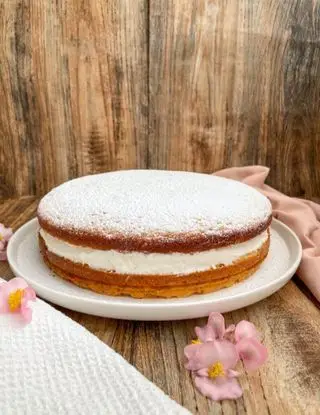 Ricetta Torta morbida alla ricotta e vaniglia 🤍 di unpodicioccolato