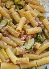 Ricetta Rigatoni Con Zucchine, Tonno e Guanciale