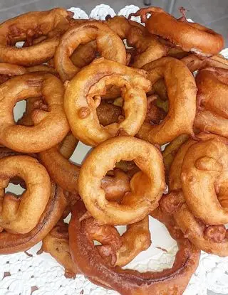 Ricetta Onion rings. Anelli di cipolla. di lericettedimarygio