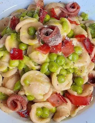 Ricetta Orecchiette Con Piselli, Filetti di Acciughe e Speck Croccante di lericettedimarygio