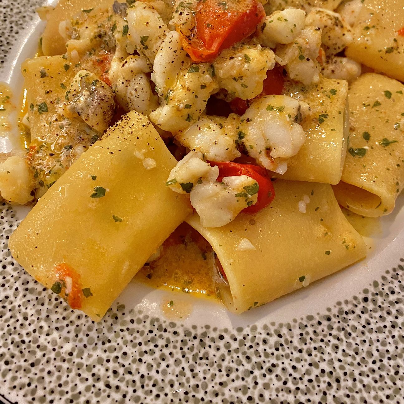 Paccheri con rana pescatrice