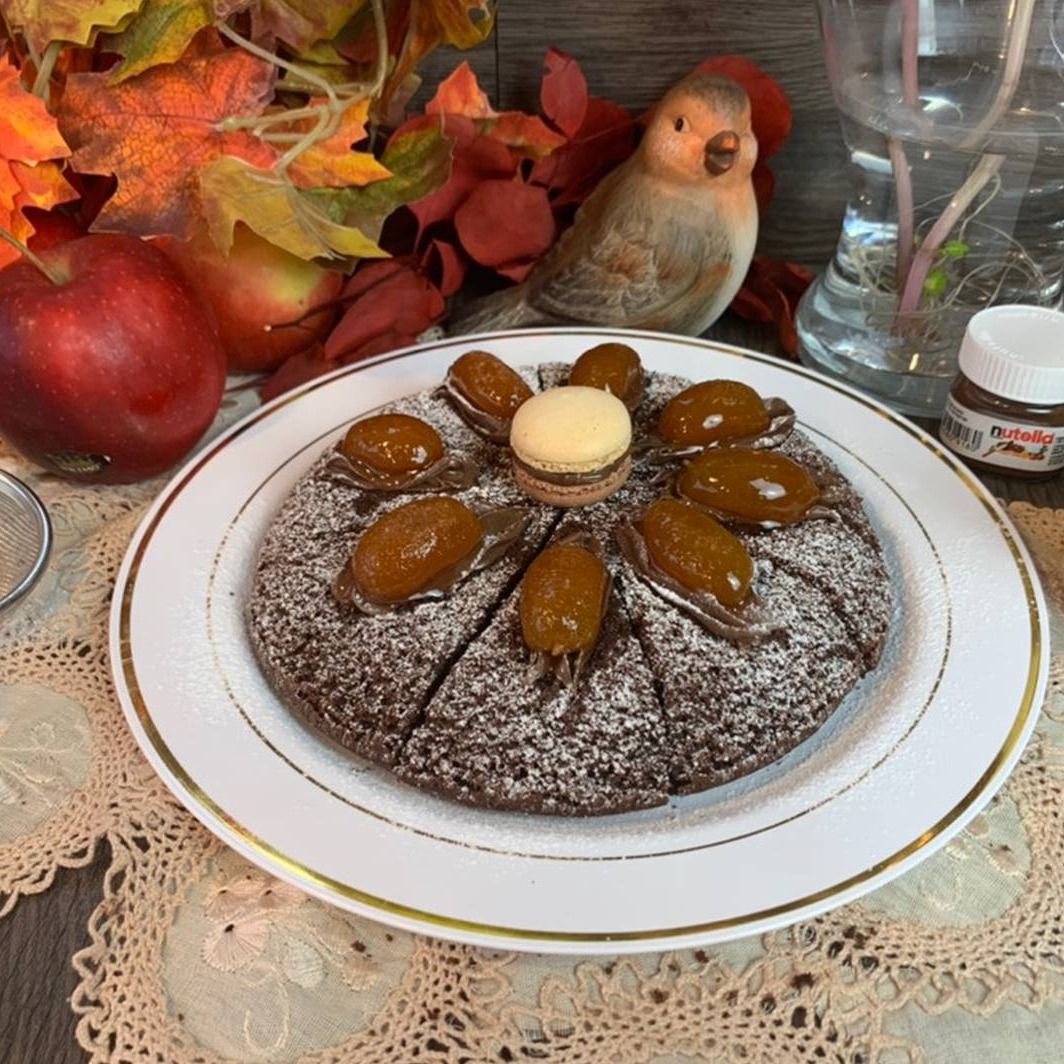 Torta di Padella al Cioccolato con Crema alla Nocciola e Kumquat Canditi