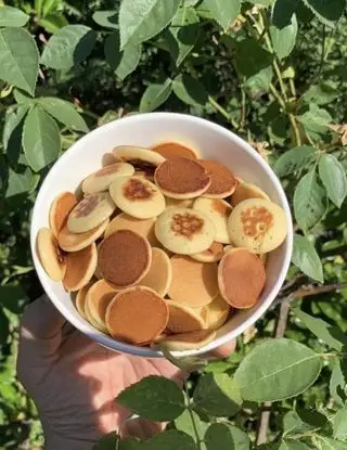 Ricetta Sono dei minuscoli pancake che si mangiano in tazza con il cucchiaio di Ortensio