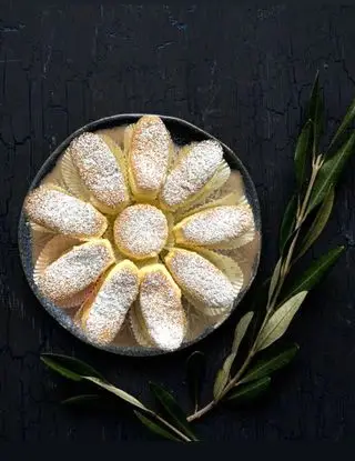 Ricetta Torta Yogurt Mascarpone e Cioccolato Bianco di Ortensio