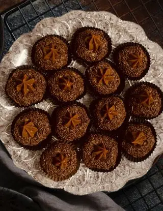 Ricetta Bon Bon alle Mandorle e Dulche de Leche di Ortensio