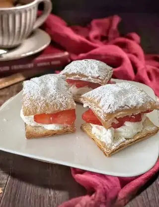 Ricetta Sfogliatine Fragole e Limone 🍋 di Ortensio