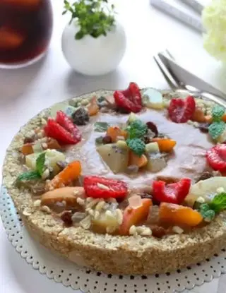 Ricetta Tart Vegana Senza Cottura con Albicocche e Kiwi 🥝 di Ortensio
