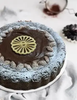 Ricetta Torta al Cioccolato con Mousse all'Aquafaba Gluten Free di Ortensio
