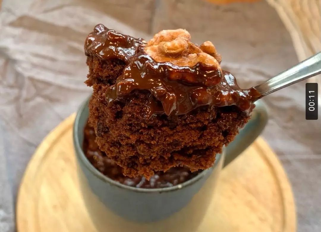 Mug Cake al Cioccolato senza Glutine e Uova al Microonde