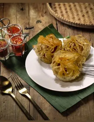 Ricetta Polpette di Maiale Avvolte in Noodles di Ortensio