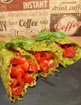 Ricetta Cannoli di parmigiano e basilico ripieni con pomodori datterino di ledelizieditizy