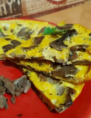 Ricetta Frittata con funghi champignon e provola di ledelizieditizy