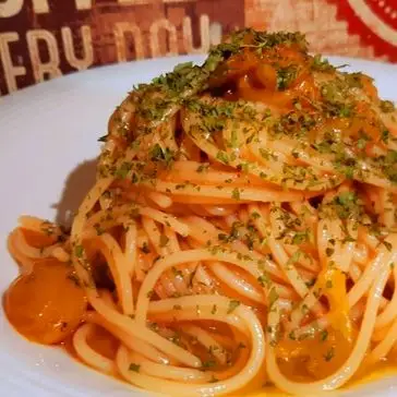 Ricetta Spaghetti con acciughe e datterini gialli di ledelizieditizy
