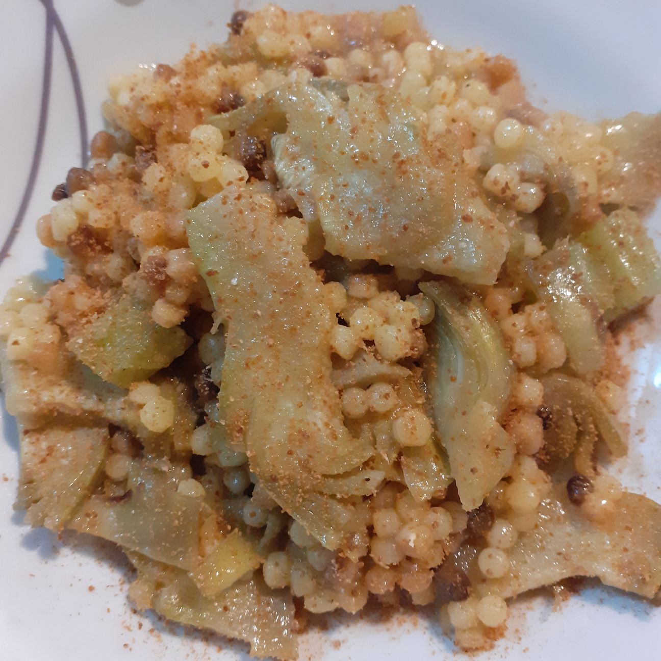 fregula sarda con carciofi e bottarga