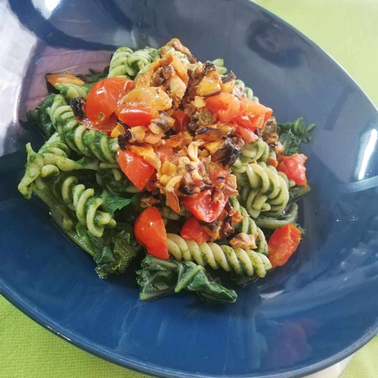 Fusilli in crema di tenerumi e cozze !!
