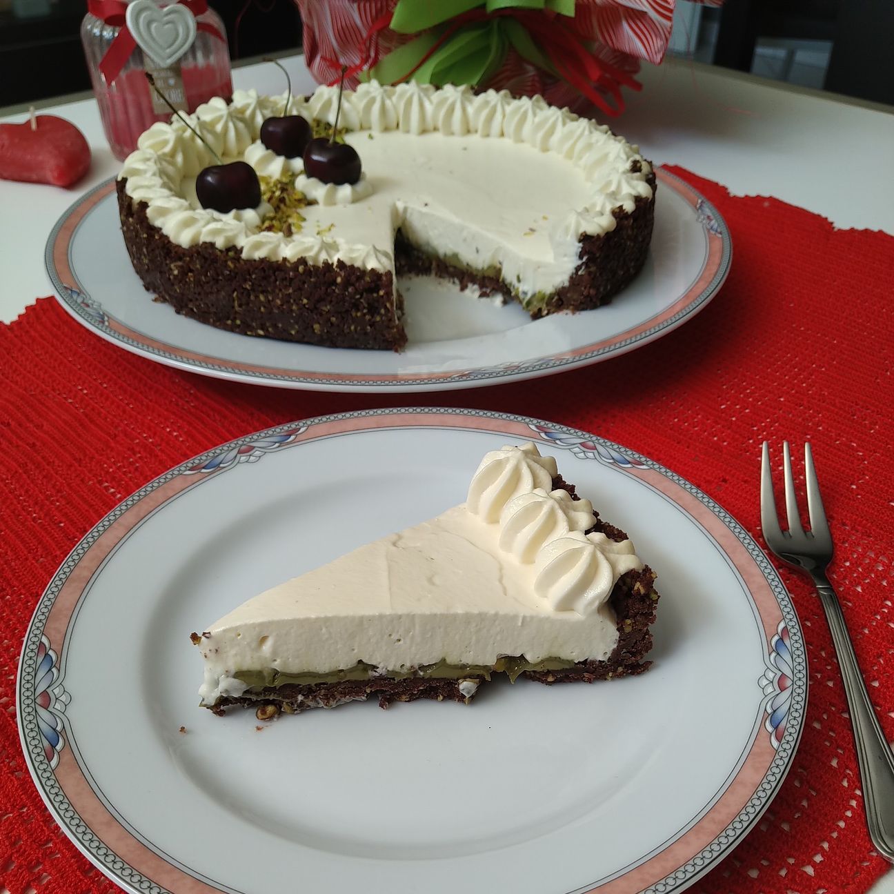 Torta senza cottura con pistacchio e crema al mascarpone