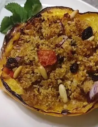 Ricetta Peperoni ripieni con tonno e frutta secca di gioiatraifornelli