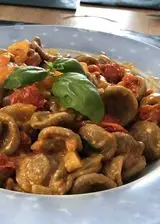 Ricetta Orecchiette al sugo di pomodorini freschi