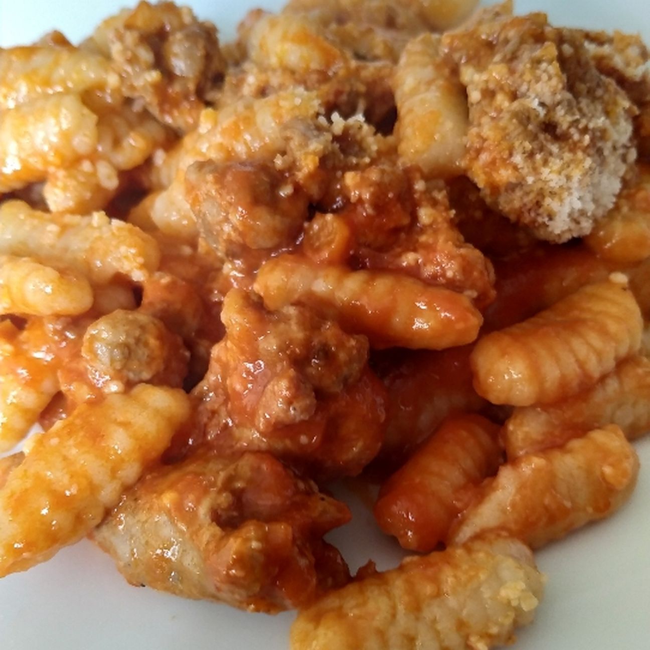 Gnocchetti sardi con sugo e salsiccia