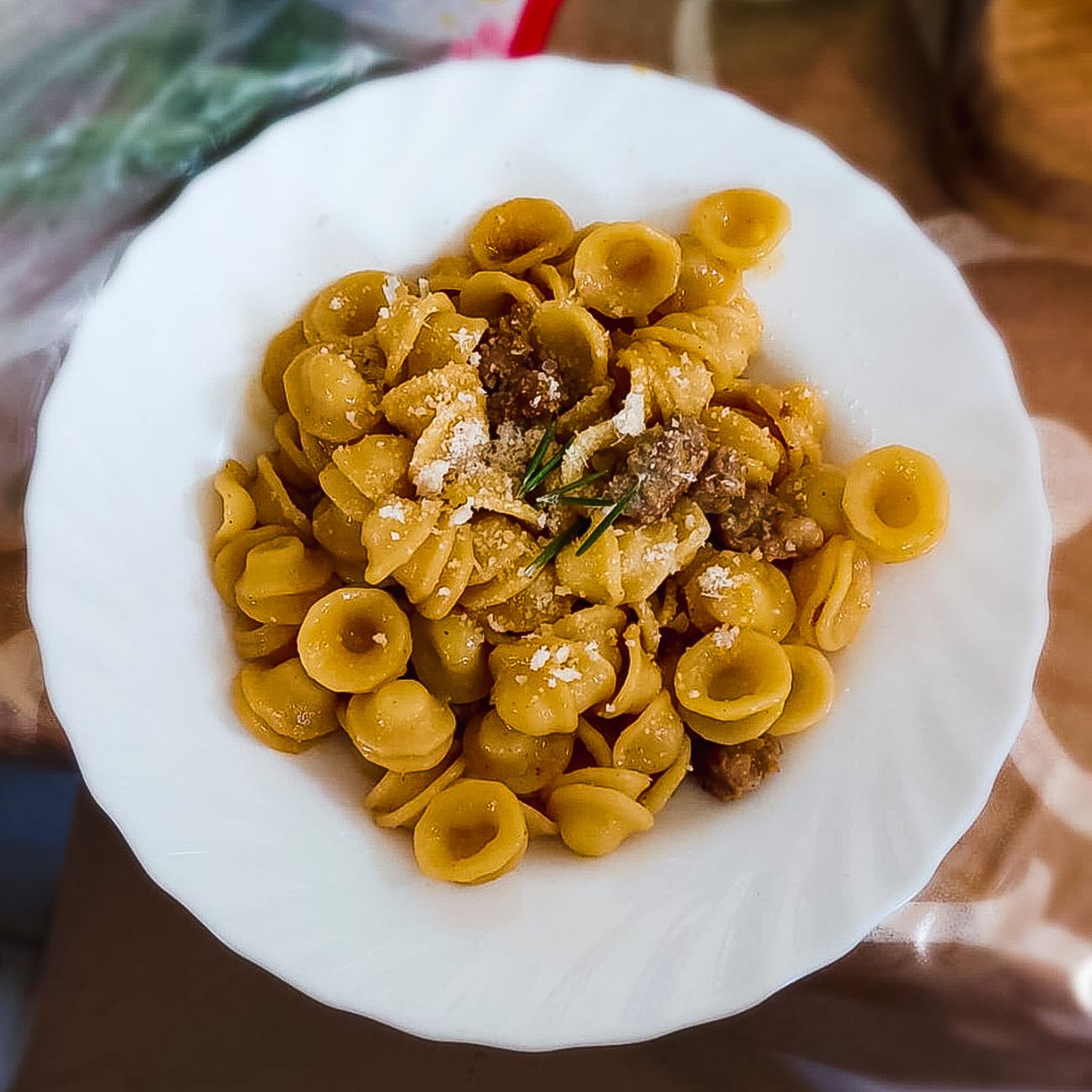 Orecchiette con Crema di Peperoni e Salsiccia