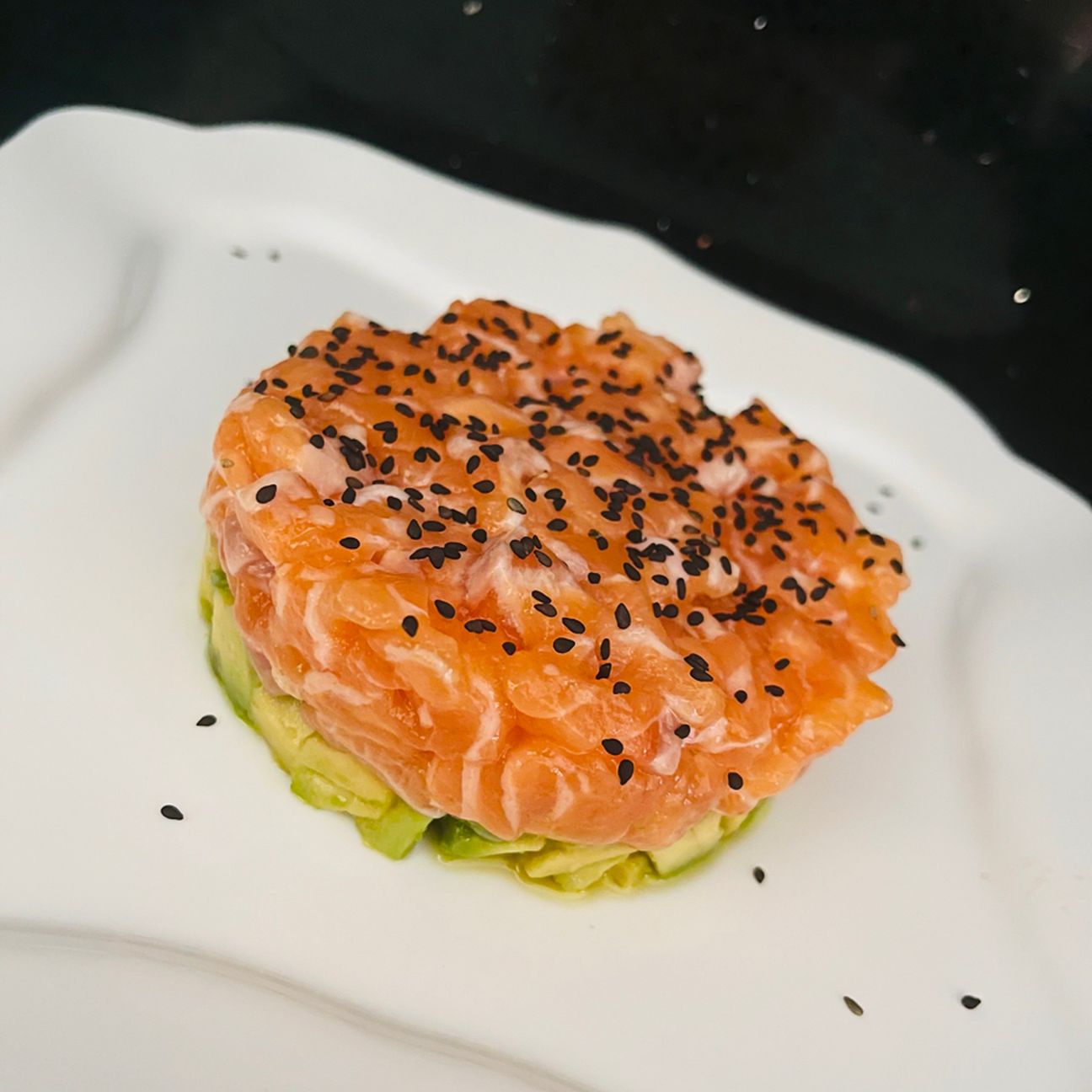 Tartare di salmone e avocado
