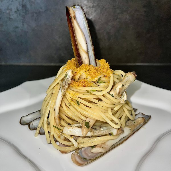 Spaghetti cannolicchi e bottarga