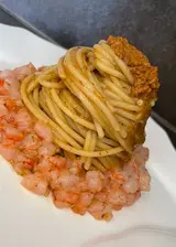 Ricetta Spaghetti alla polpa di riccio e tartare di gambero viola