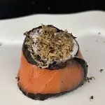 Ricetta Fagottini di salmone affumicato ripieni di burrata e tartufo nero