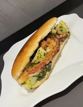 Ricetta Panino con polpo fritto, patate e pesto di basilico di unaforchettadigitale