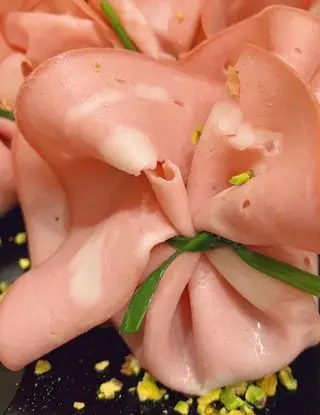 Ricetta Involtini di mortadella e pistacchio di cookingmery